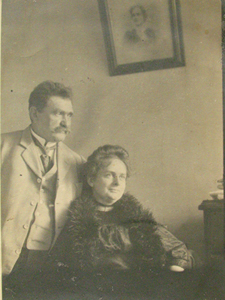 Александр Николаевич Лодыгин с женой Алмой Францевной