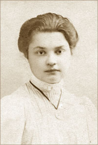 Надежда Николаевна Хорошкевич - слушательница Высших женских курсов. Москва, до 1917 г.